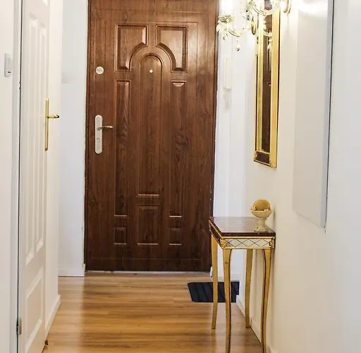 Gold Box Apartamento *