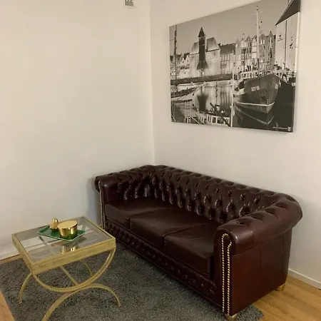 Gold Box Apartament Lägenhet